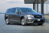 Used 2022 Chrysler Pacifica Touring-L image 2