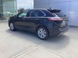 Used 2019 Ford Edge Titanium w/ Equipment Group 301A image 3