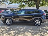 Used 2019 Jeep Cherokee Latitude w/ Popular Appearance Group image 2