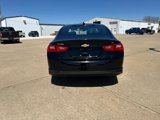 Used 2017 Chevrolet Malibu LT image 3
