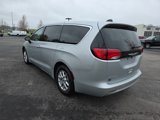 Used 2023 Chrysler Voyager LX image 3