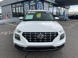 Used 2023 Hyundai Venue SEL w/ Cargo Package image 2