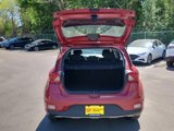 Certified 2022 Hyundai Venue SE image 5