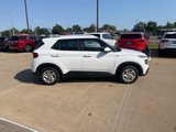 Used 2020 Hyundai Venue SEL image 4