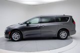Used 2023 Chrysler Pacifica Touring-L image 2