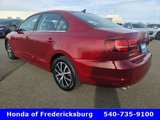 Used 2017 Volkswagen Jetta SE image 3