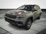 Used 2022 Jeep Compass Trailhawk w/ Trailhawk Elite Group image 3