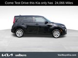 Used 2022 Kia Soul LX w/ Technology Package image 2