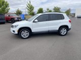 Used 2016 Volkswagen Tiguan S image 2