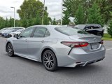 Used 2022 Toyota Camry SE image 3