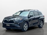 Used 2022 Toyota Highlander XLE image 3