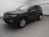 Used 2020 Jeep Grand Cherokee Laredo image 2