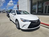 Used 2016 Toyota Camry SE image 2