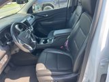 Used 2021 GMC Acadia SLT w/ Preferred Package image 3