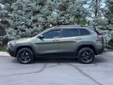 Used 2019 Jeep Cherokee Trailhawk image 4