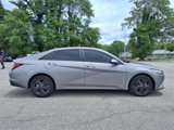 Used 2022 Hyundai Elantra SEL image 3