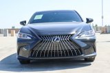 Used 2023 Lexus ES 300h w/ Premium Package image 2