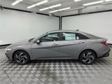 New 2025 Hyundai Elantra SEL image 2