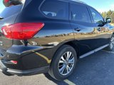 Used 2019 Nissan Pathfinder SV image 5
