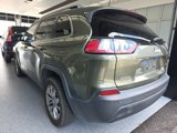Used 2019 Jeep Cherokee Latitude Plus w/ Comfort/Convenience Group image 3