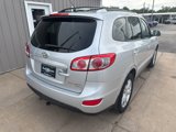 Used 2011 Hyundai Santa Fe SE image 3