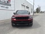 Used 2023 Jeep Grand Cherokee L Laredo image 3