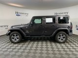 Used 2017 Jeep Wrangler Unlimited Sahara image 3