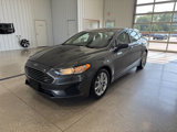 Used 2020 Ford Fusion SE image 2