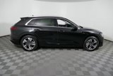 Used 2022 Audi e-tron Premium Plus image 2