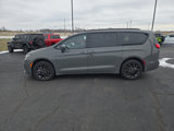 Used 2021 Chrysler Pacifica Touring-L w/ S Appearance Package image 2