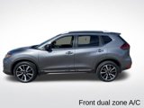 Used 2019 Nissan Rogue SV image 2