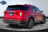 Used 2022 Ford Explorer XLT w/ Equipment Group 202A image 2