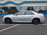 Used 2022 Chrysler 300 Touring L image 2