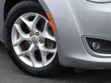 Certified 2020 Chrysler Pacifica Touring-L w/ Tire & Wheel Group image 3