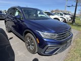 Used 2022 Volkswagen Tiguan SE image 2