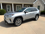 Used 2019 Toyota RAV4 Limited image 2