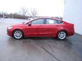 Used 2020 Ford Fusion SE image 2
