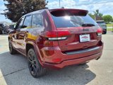 Used 2017 Jeep Grand Cherokee Altitude image 4