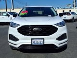 Certified 2022 Ford Edge SE w/ Black Appearance Package image 2