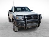 Used 2014 Toyota Tacoma 4x4 Regular Cab image 2