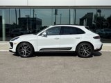 Certified 2024 Porsche Macan image 2