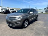 Used 2017 Lincoln MKC Premiere image 4