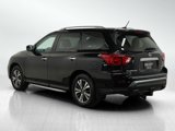 Used 2017 Nissan Pathfinder SV image 3