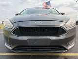 Used 2017 Ford Focus SE image 2