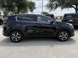 Used 2022 Kia Sportage LX image 3
