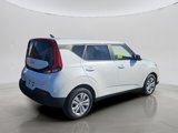 Used 2022 Kia Soul LX image 3