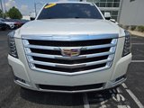 Used 2017 Cadillac Escalade Luxury image 3