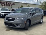 New 2025 Chrysler Pacifica Select image 3