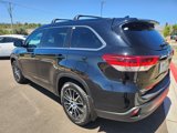 Used 2017 Toyota Highlander SE image 6