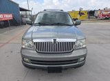 Used 2005 Lincoln Navigator 2WD image 4